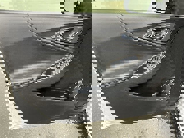 Certified 2022 Chevrolet Malibu LT w/ Leather Package image 22