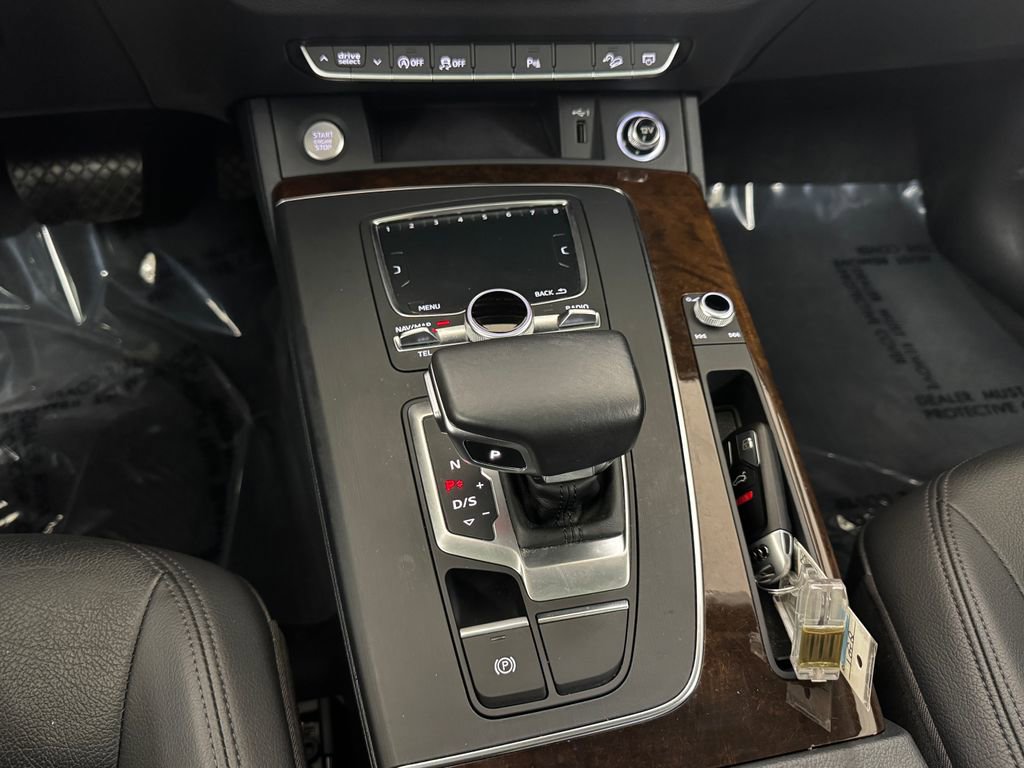 Used 2018 Audi Q5 2.0T Premium Plus w/ Premium Plus Package image 20