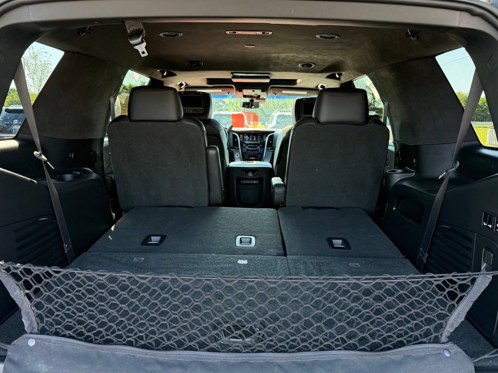 Used 2019 Cadillac Escalade Platinum AWD/4WD image 7