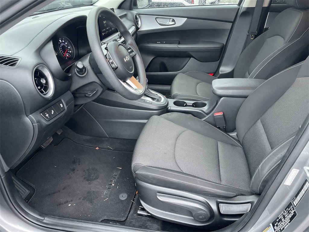 Certified 2022 Kia Forte LXS w/ LXS Technology Package image 8