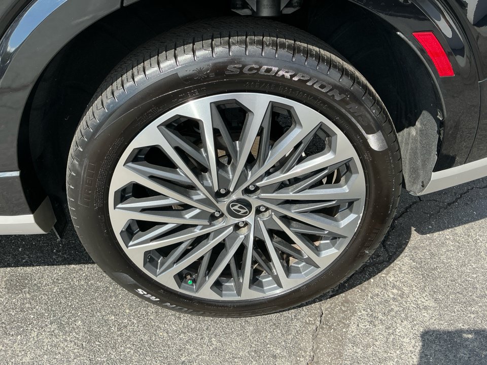 Used 2026 Hyundai Palisade Calligraphy FWD image 27