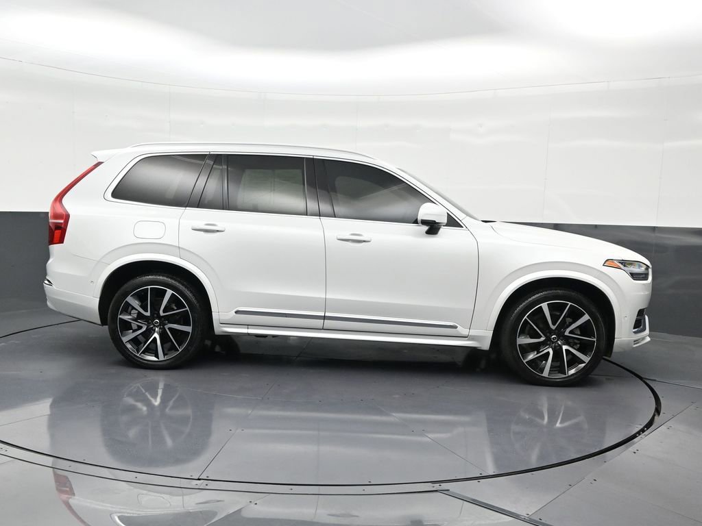 Certified 2024 Volvo XC90 B5 Plus image 7