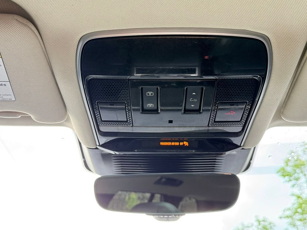 Used 2023 Land Rover Range Rover SE AWD/4WD image 25
