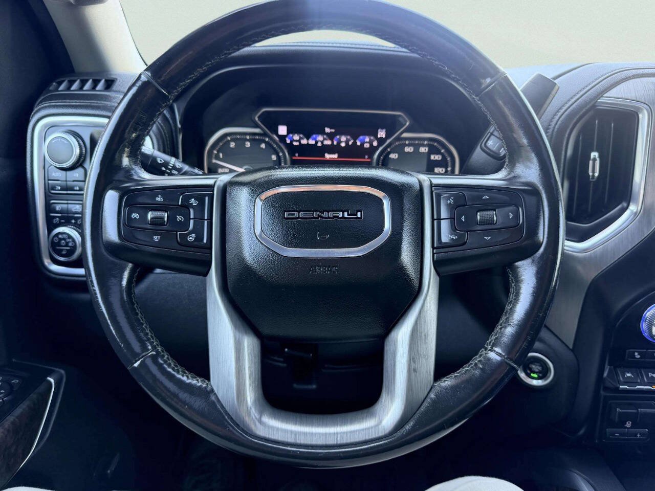Used 2019 GMC Sierra 1500 Denali w/ Driver Alert Package II AWD/4WD image 35