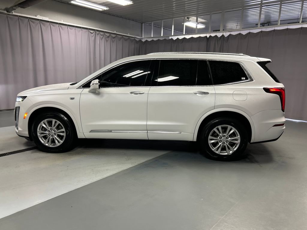 Used 2023 Cadillac XT6 Luxury image 4