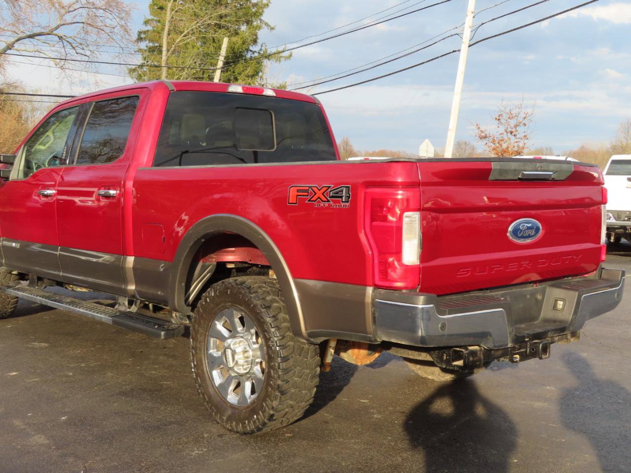 Used 2017 Ford F350 Lariat w/ Chrome Package image 17