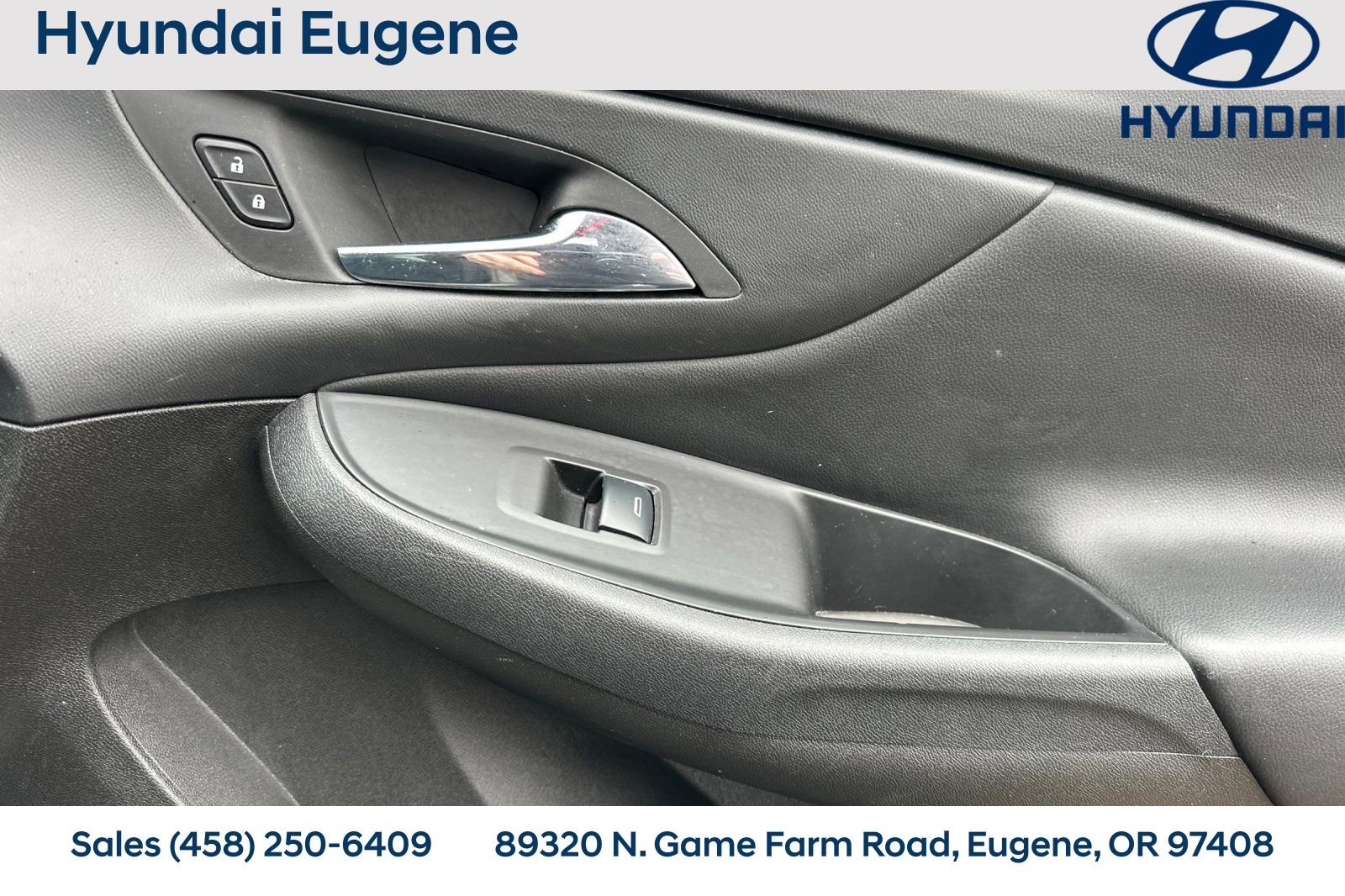 Used 2017 Chevrolet Volt Premier w/ Driver Confidence II Package image 25