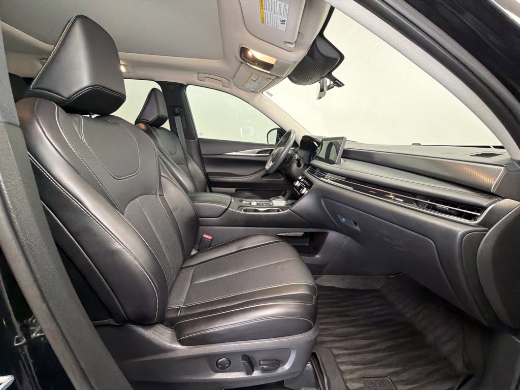 Used 2024 INFINITI QX60 Luxe AWD/4WD image 11