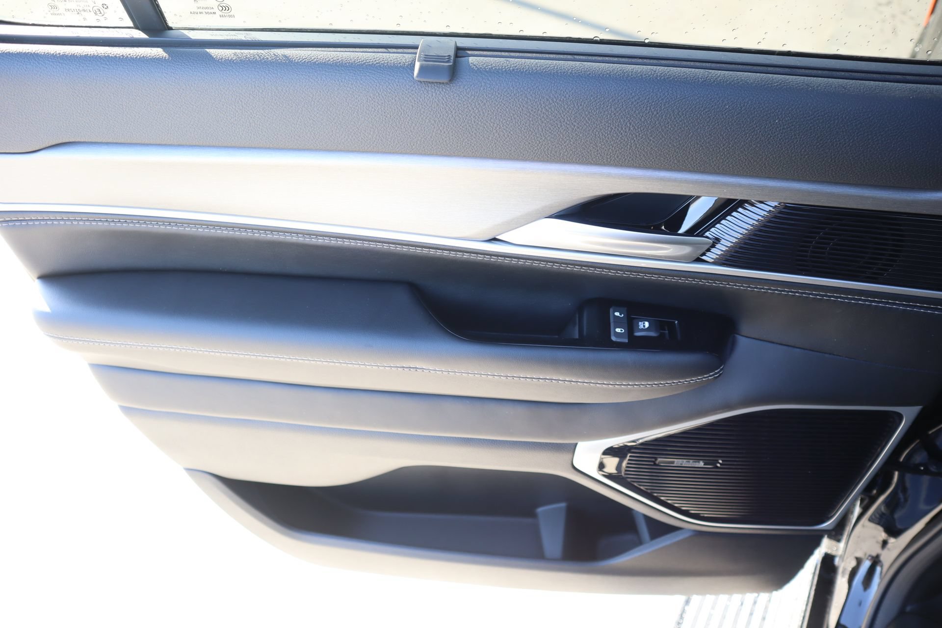 New 2026 Jeep Grand Wagoneer L Limited AWD/4WD image 20