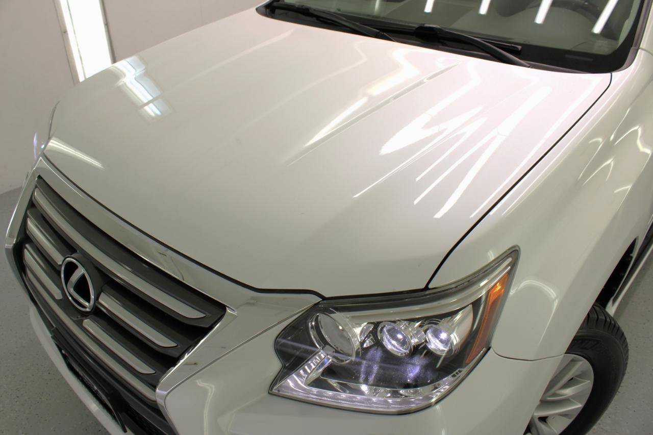 Used 2016 Lexus GX 460 w/ Premium Package AWD/4WD image 17