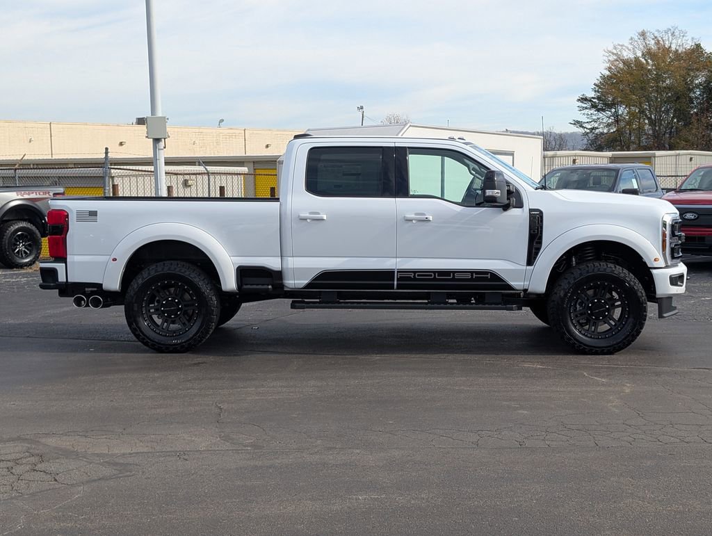 New 2026 Ford F250 Lariat w/ Black Appearance Package image 5