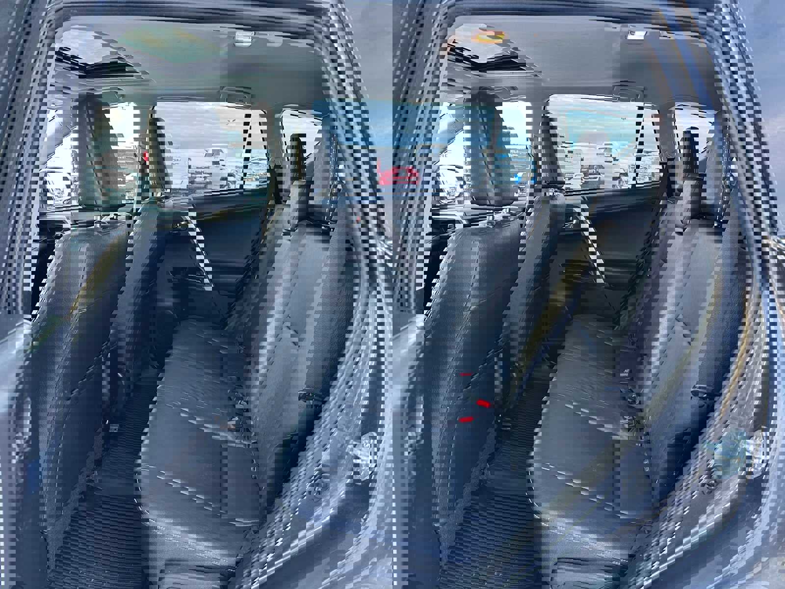 Used 2017 Toyota RAV4 Limited image 16