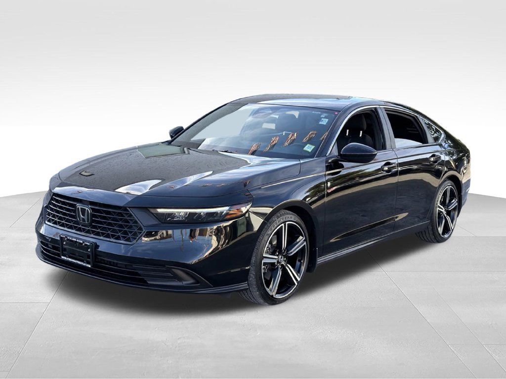 Used 2024 Honda Accord Sport image 3