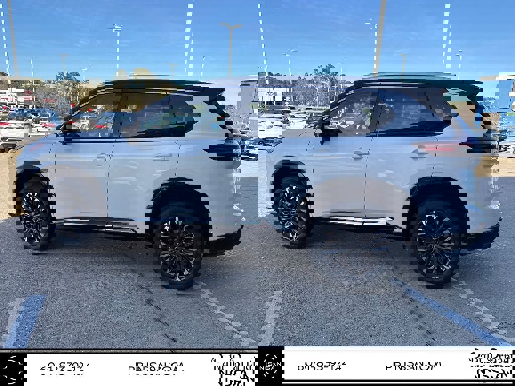 New 2026 Nissan Rogue Platinum image 14