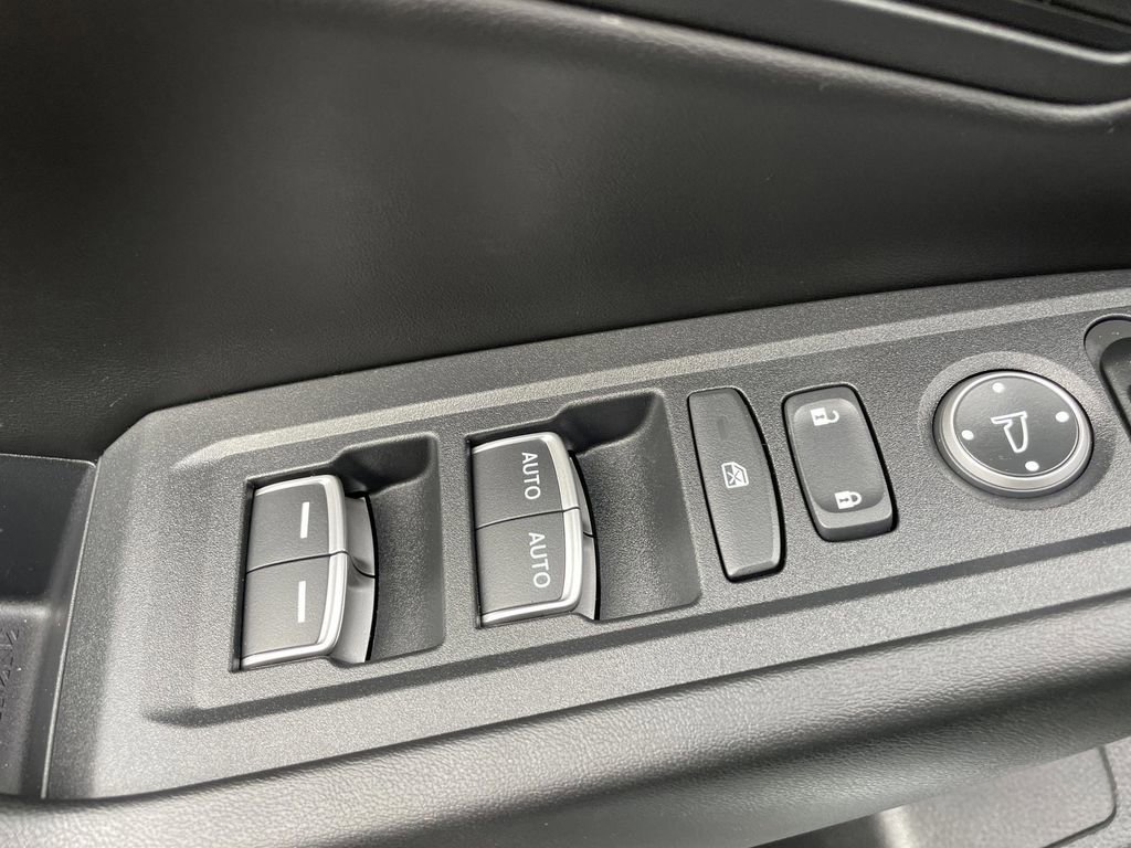 Used 2024 Honda Accord EX image 18