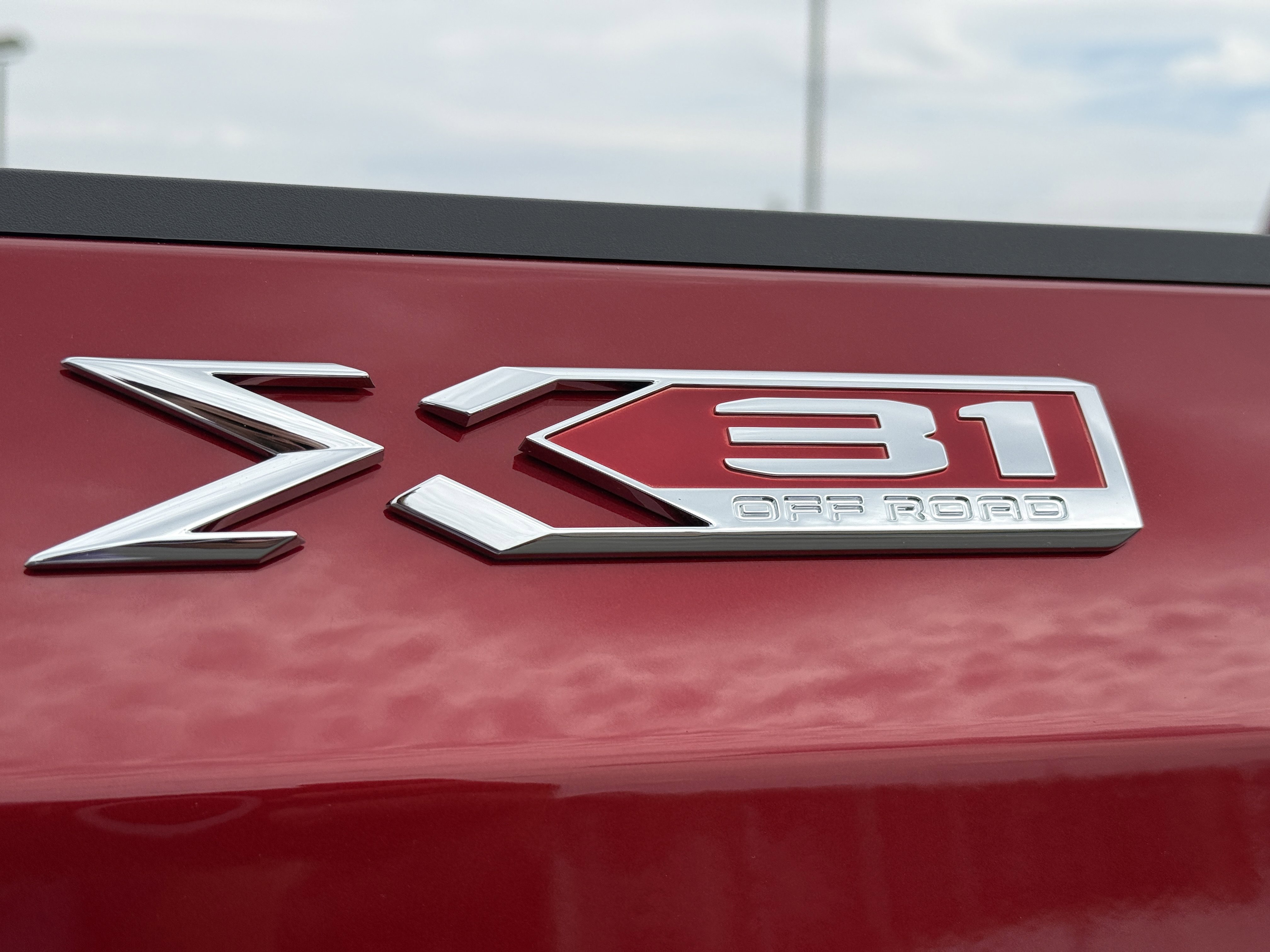 New 2026 GMC Sierra 1500 SLT w/ SLT Premium Package image 11