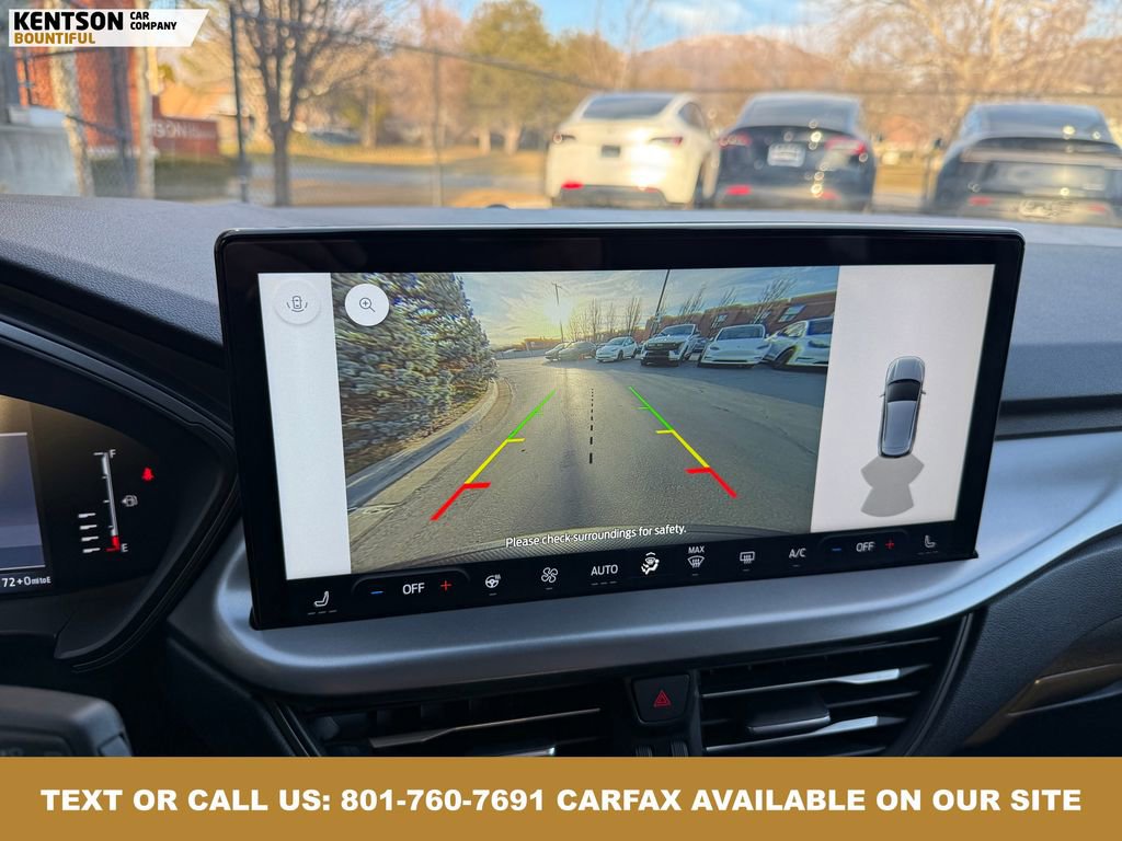 Used 2024 Ford Escape SE image 27