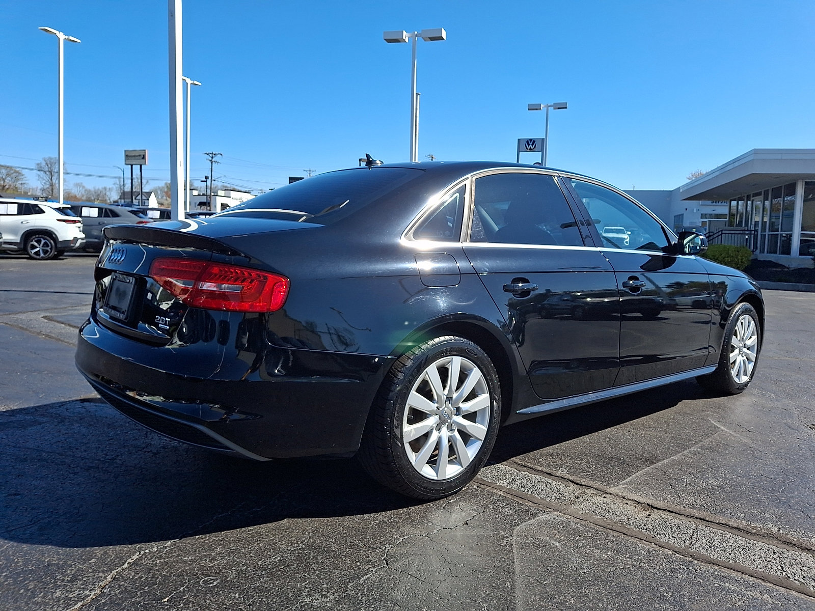 Used 2015 Audi A4 2.0T Premium image 6