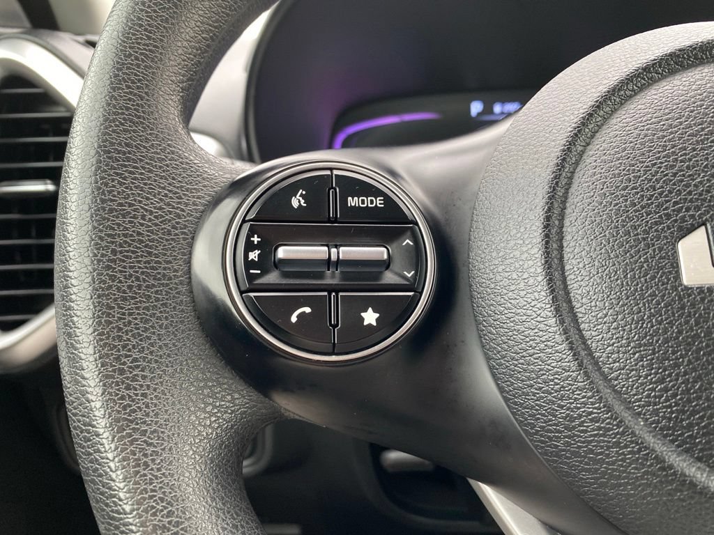 Used 2024 Kia Soul FWD image 24