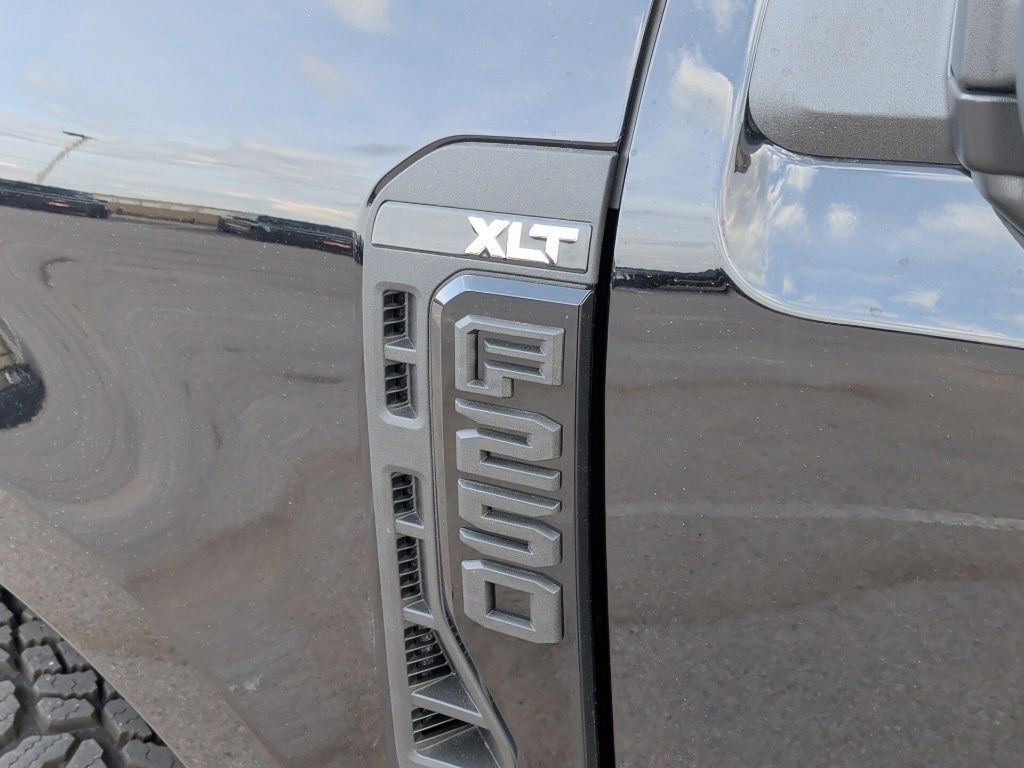 New 2026 Ford F250 XLT w/ XLT Premium Package image 41
