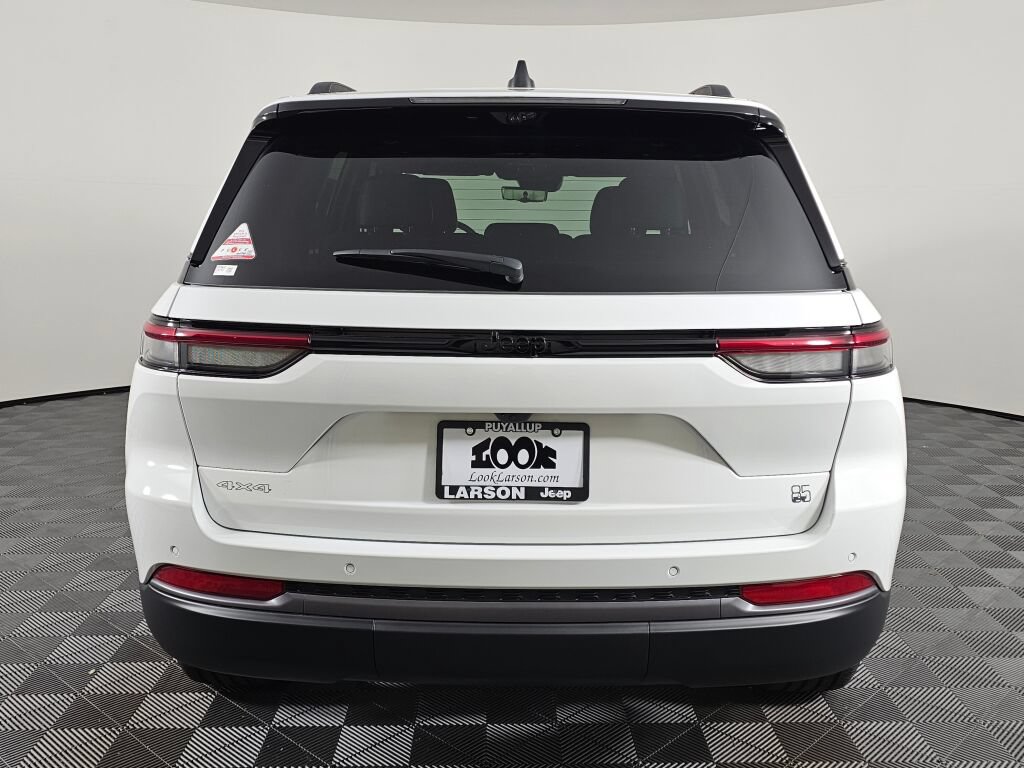 New 2026 Jeep Grand Cherokee Limited AWD/4WD image 5