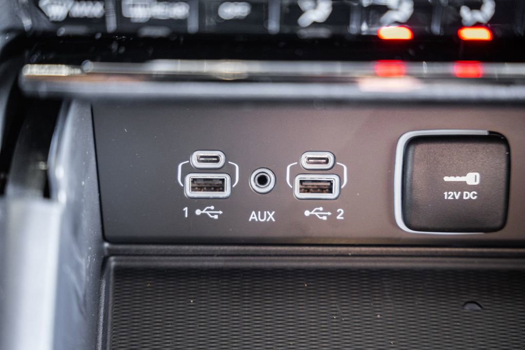 New 2025 Jeep Grand Cherokee Laredo X w/ Luxury Tech Group I image 25