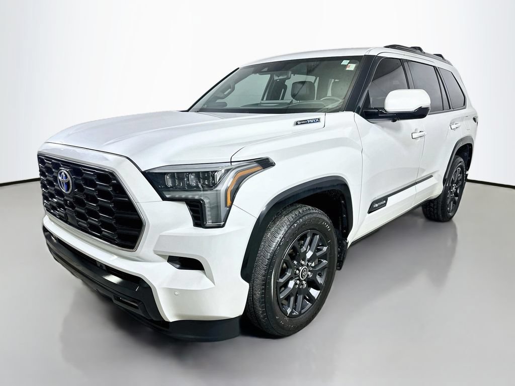Used 2023 Toyota Sequoia Platinum RWD image 3