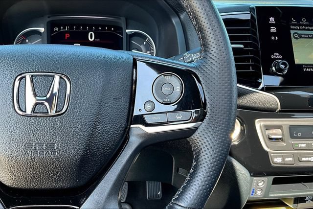 Used 2023 Honda Passport Elite image 12