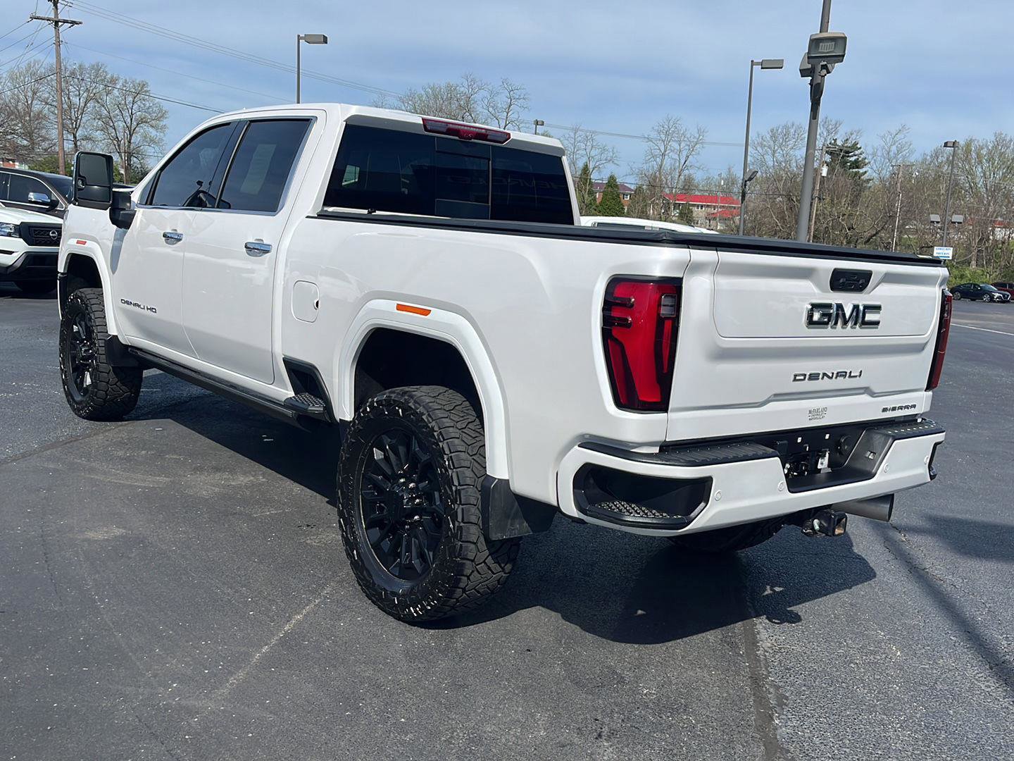 Used 2024 GMC Sierra 2500 Denali Ultimate w/ Max Trailering Package image 3