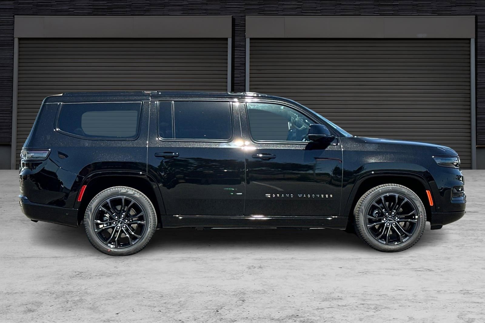 New 2024 Jeep Grand Wagoneer Series III w/ Quick Order Packagew 28T image 3