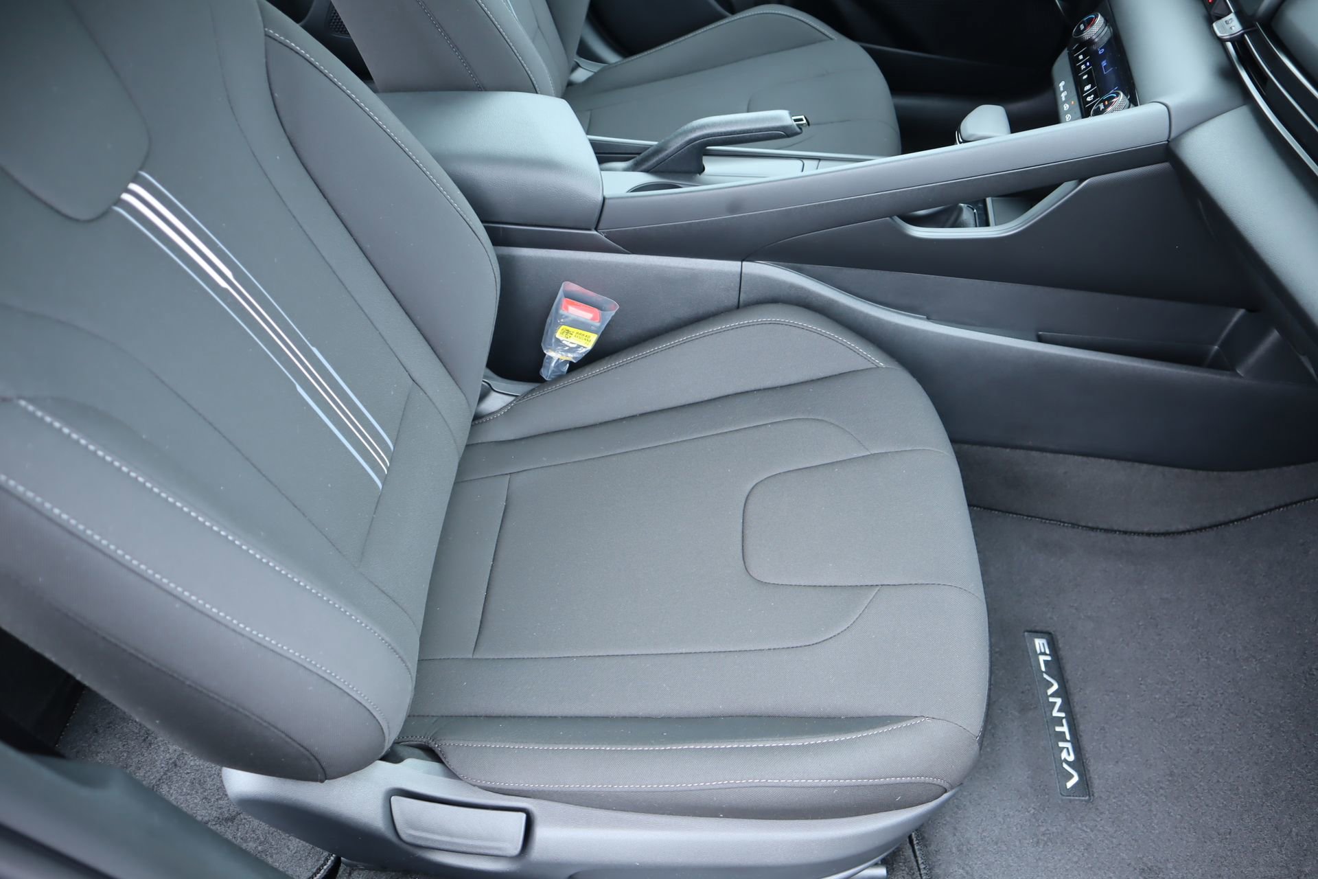 New 2026 Hyundai Elantra Sport FWD image 12