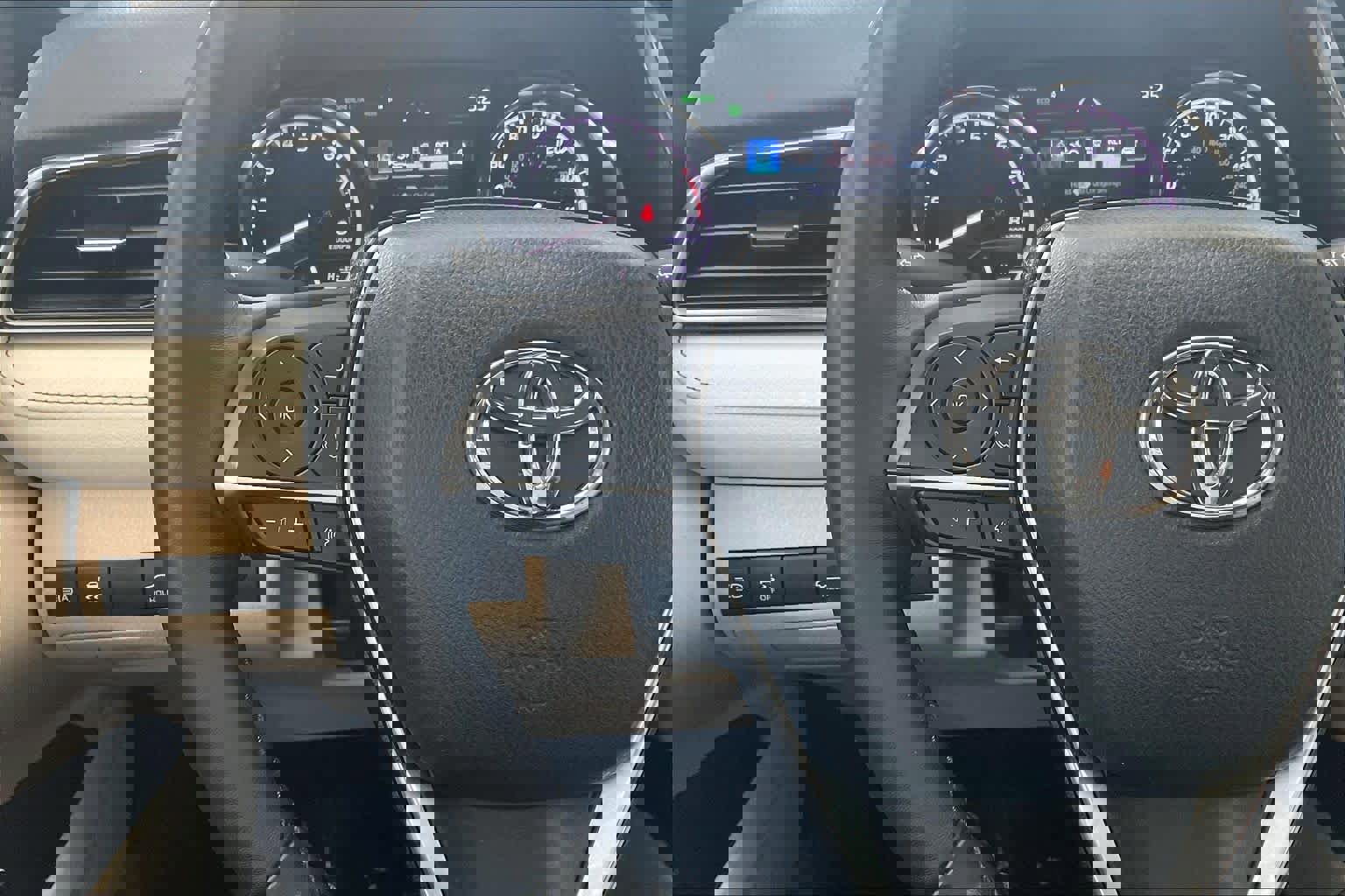 Used 2020 Toyota Camry XLE FWD image 24