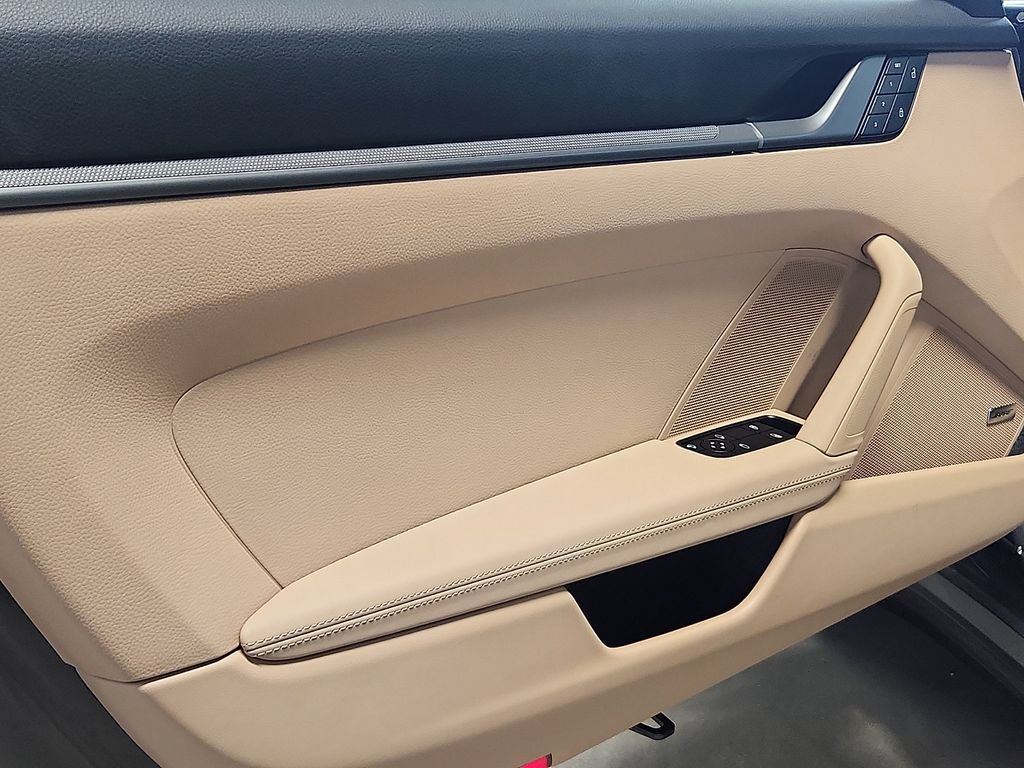 Certified 2024 Porsche 911 Carrera 4S AWD/4WD image 12