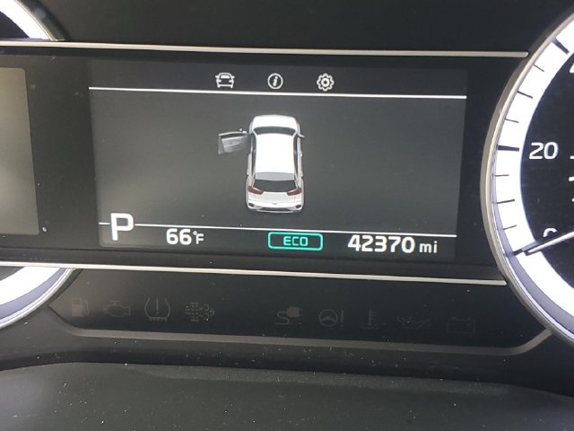 Used 2022 Kia Niro LX FWD image 19
