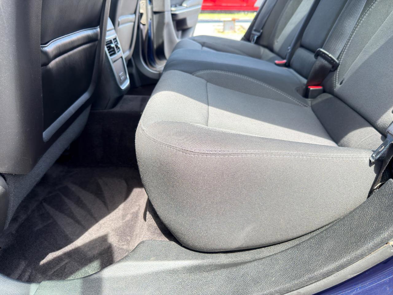 Used 2016 Dodge Charger SE w/ Popular Equipment Group RWD image 25