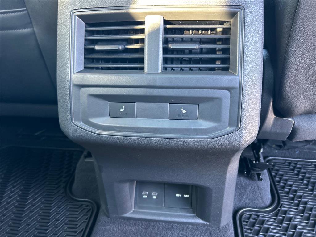 Used 2021 Volkswagen Atlas Cross Sport SEL Premium image 24