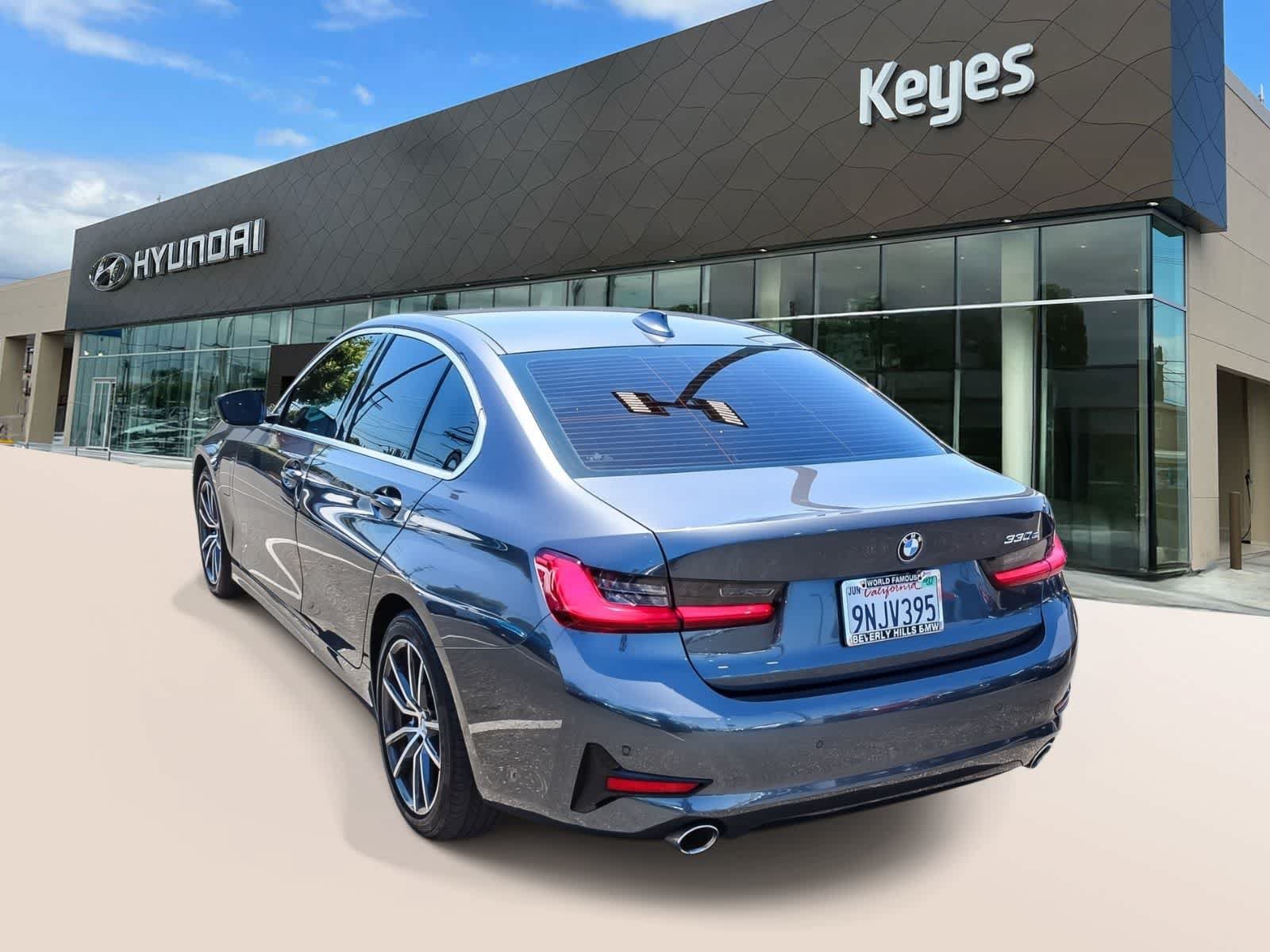Used 2021 BMW 330e w/ Convenience Package RWD image 7