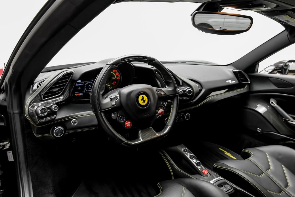 Used 2018 Ferrari 488 Spider RWD image 5