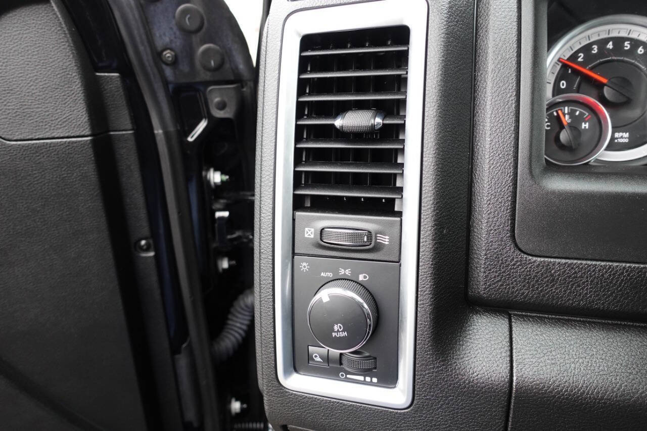 Used 2023 RAM 1500 Classic SLT w/ Electronics Convenience Group image 54