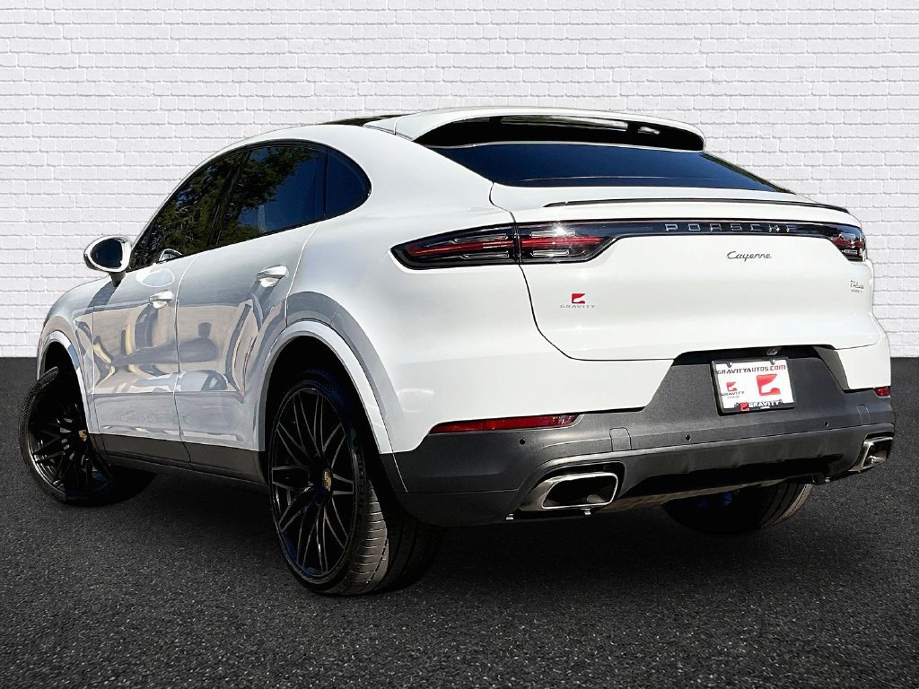 Used 2022 Porsche Cayenne Coupe w/ Premium Package AWD/4WD image 4