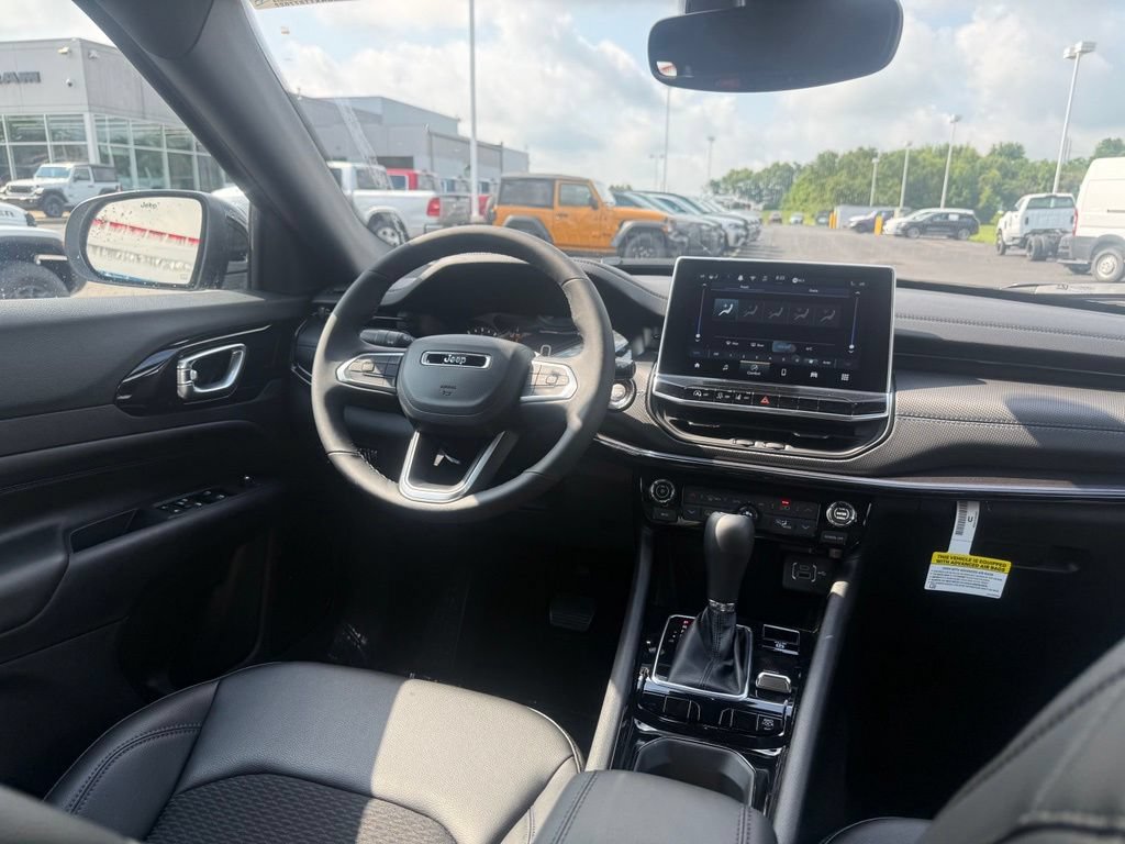 New 2026 Jeep Compass Latitude AWD/4WD image 48