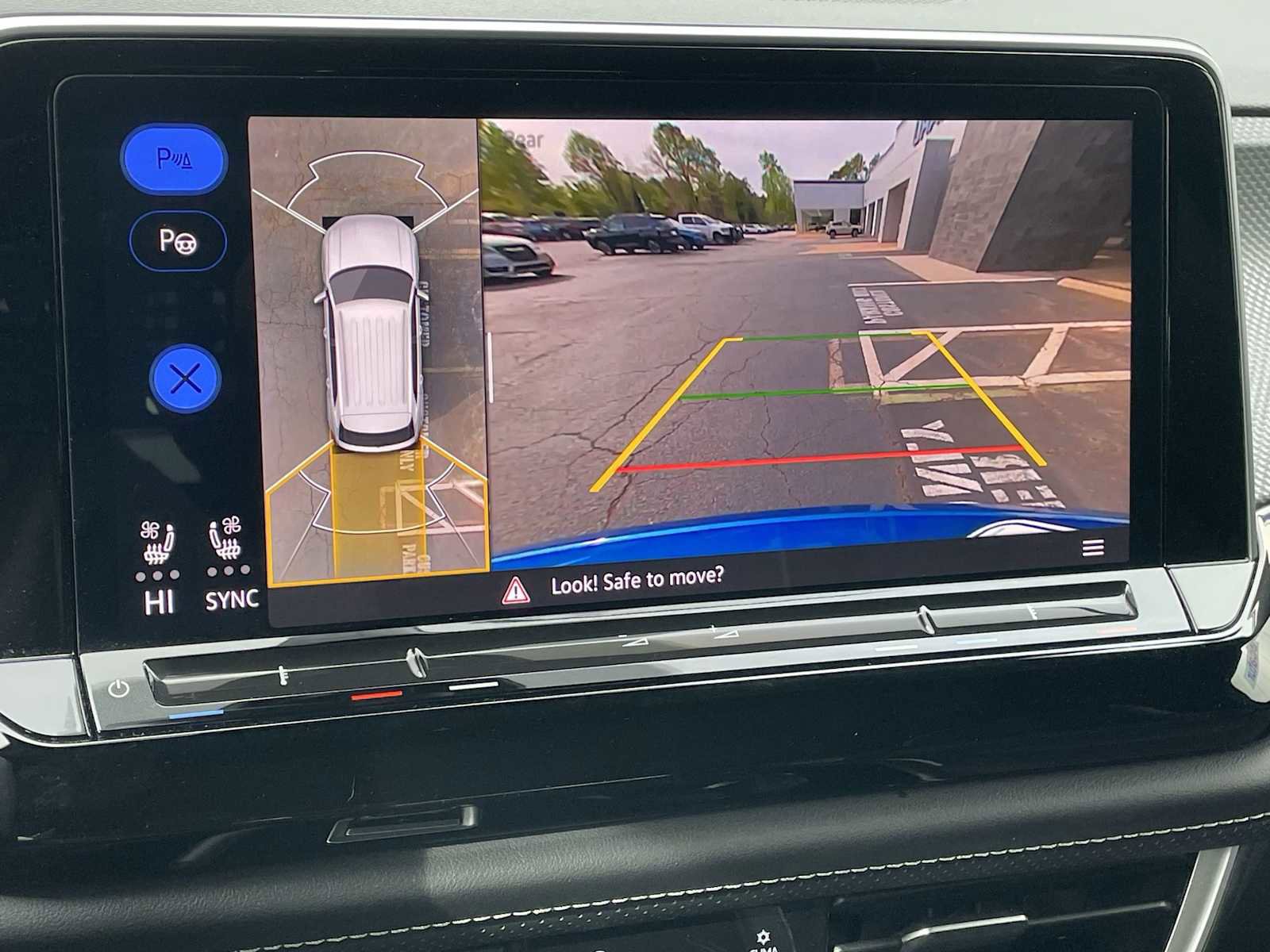 Used 2024 Volkswagen Atlas Cross Sport SEL Premium R-Line image 18