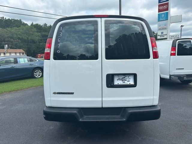 Used 2022 Chevrolet Express 2500 Extended w/ Driver Convenience Package image 6