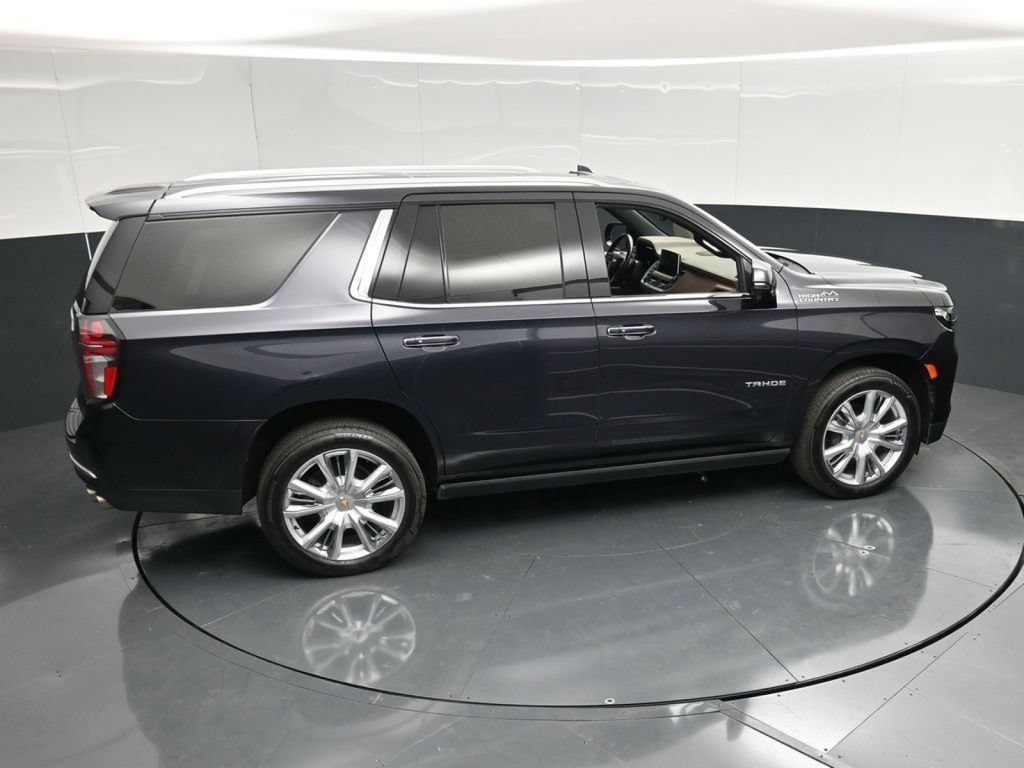 Used 2022 Chevrolet Tahoe High Country w/ Premium Package 2 AWD/4WD image 47