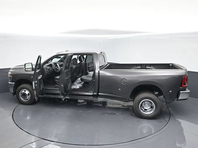New 2026 RAM 3500 Tradesman AWD/4WD image 55