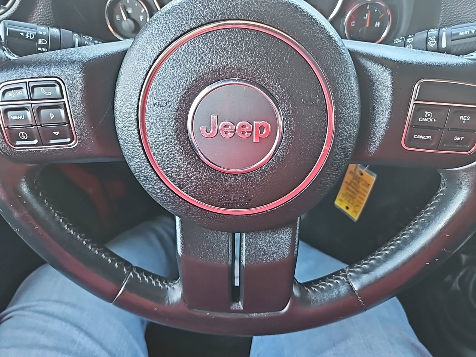Used 2014 Jeep Wrangler Unlimited Rubicon w/ Connectivity Group AWD/4WD image 29
