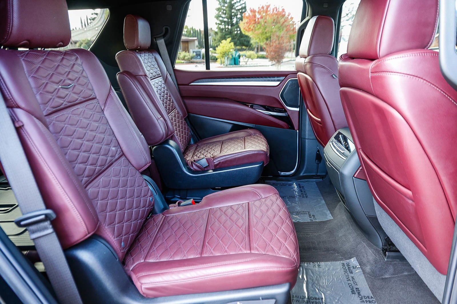 Used 2025 Cadillac Escalade Sport w/ Touring Package image 18