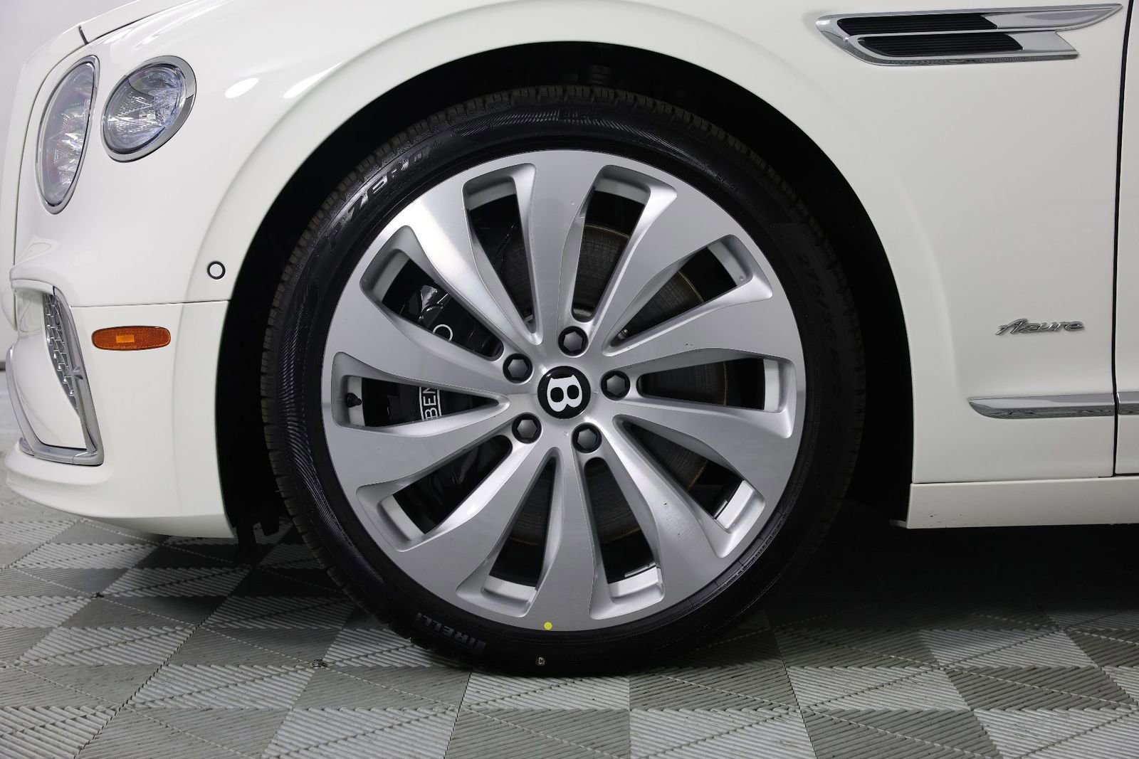 New 2026 Bentley Flying Spur image 6