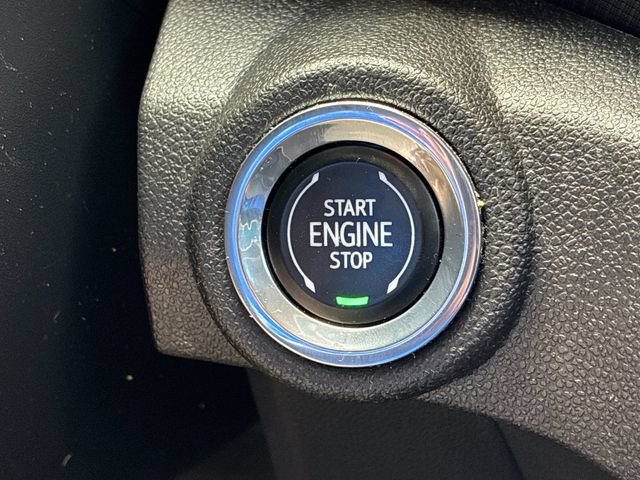 Used 2023 Chevrolet TrailBlazer LT w/ LPO, Blackout Package FWD image 21