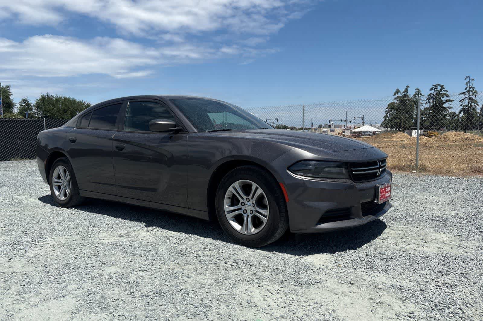 Used 2015 Dodge Charger SE w/ Popular Equipment Group RWD image 10